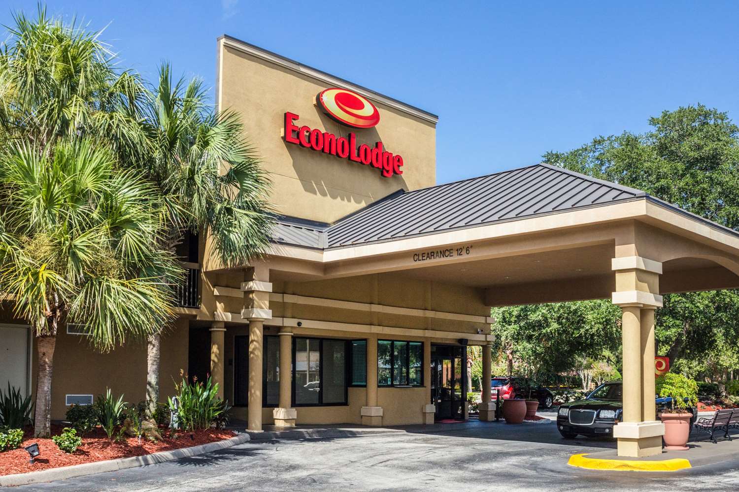 Econo Lodge Palm Coast, FL 4/18