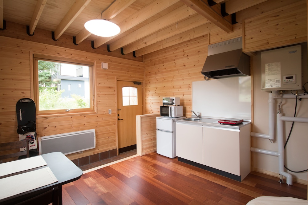 Brick House Furano 7/37