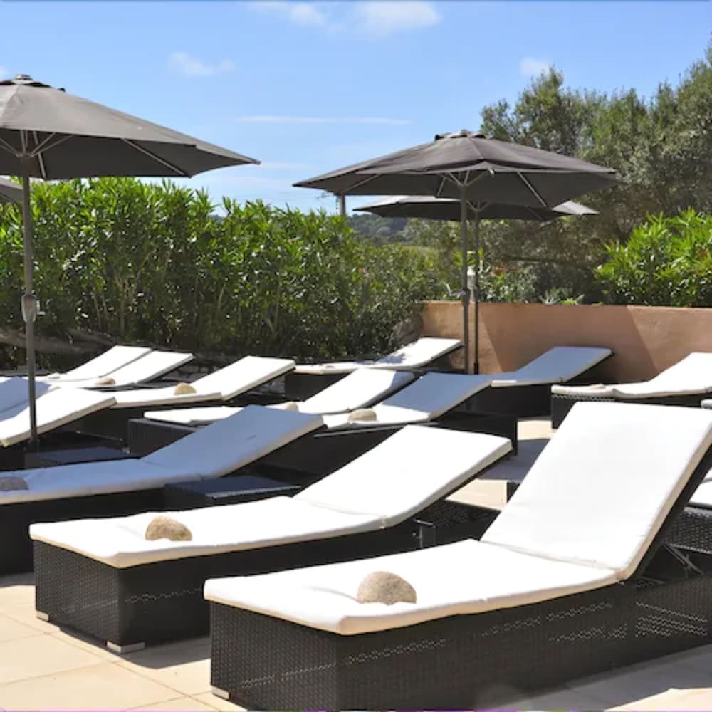 Hotel Maora Village 48/48