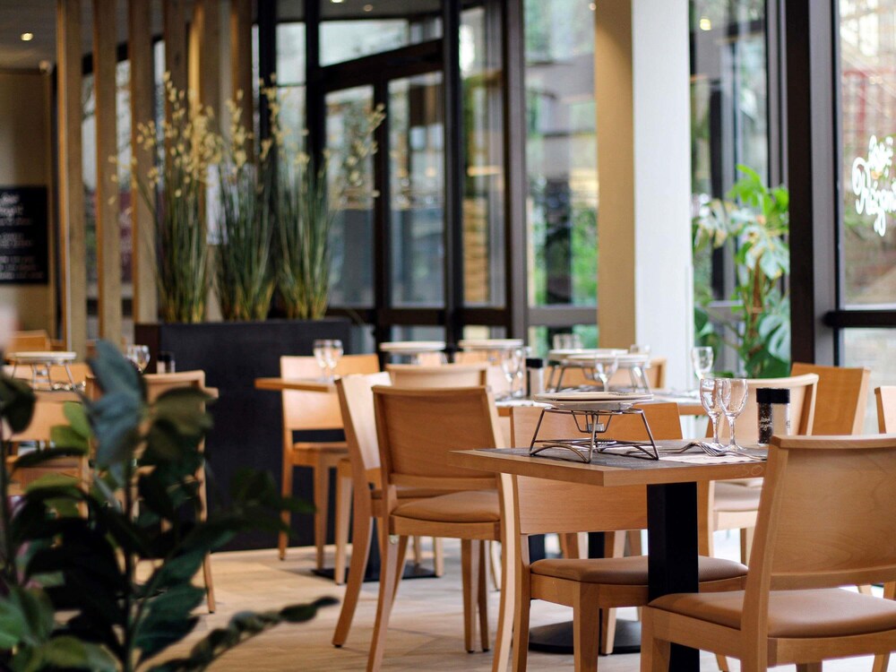 IBIS SAINT GRATIEN 35/50