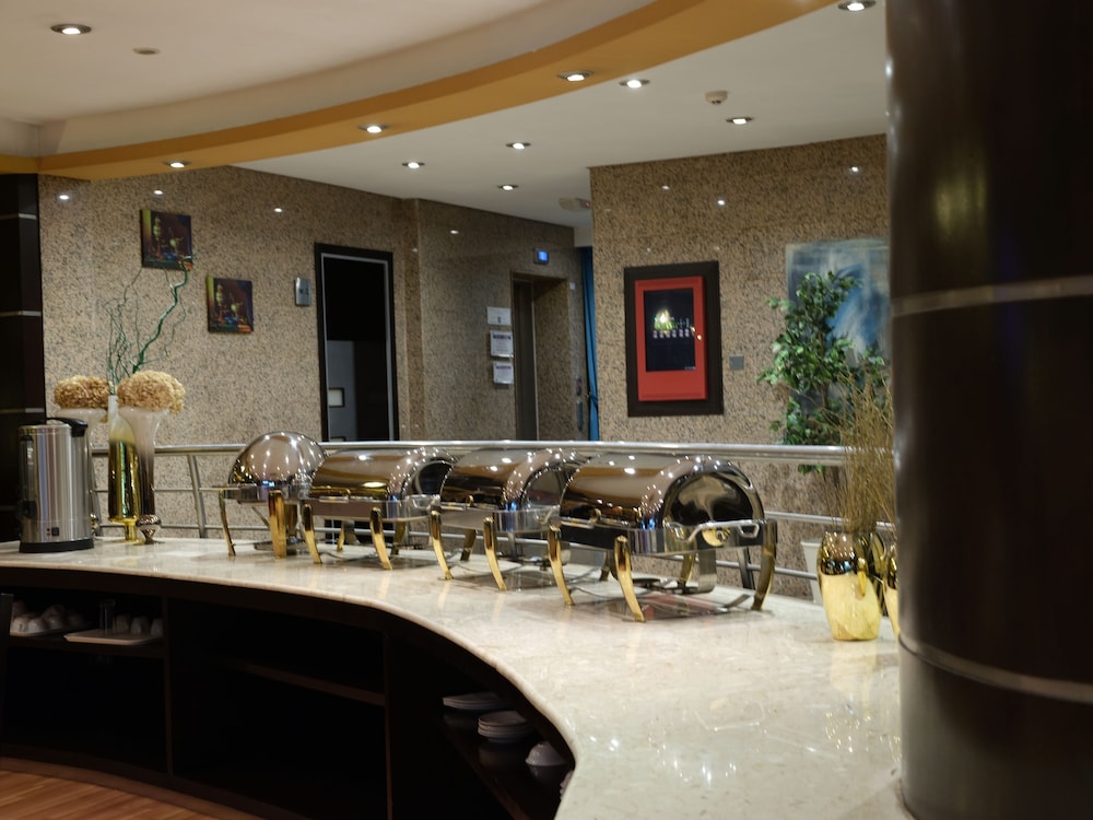 فندق بودل السالمية(Boudl Salmiya Hotel) 48/50