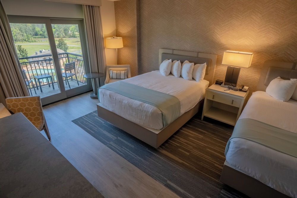 Spa, Lodge, 2 Queen Beds, Woods Side، Callaway Gardens 3/7