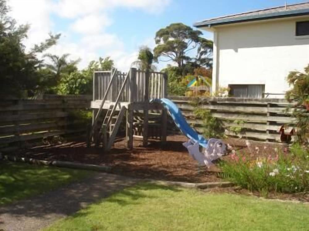 PENINSULAR MERIMBULA APARTMENTS 3/18