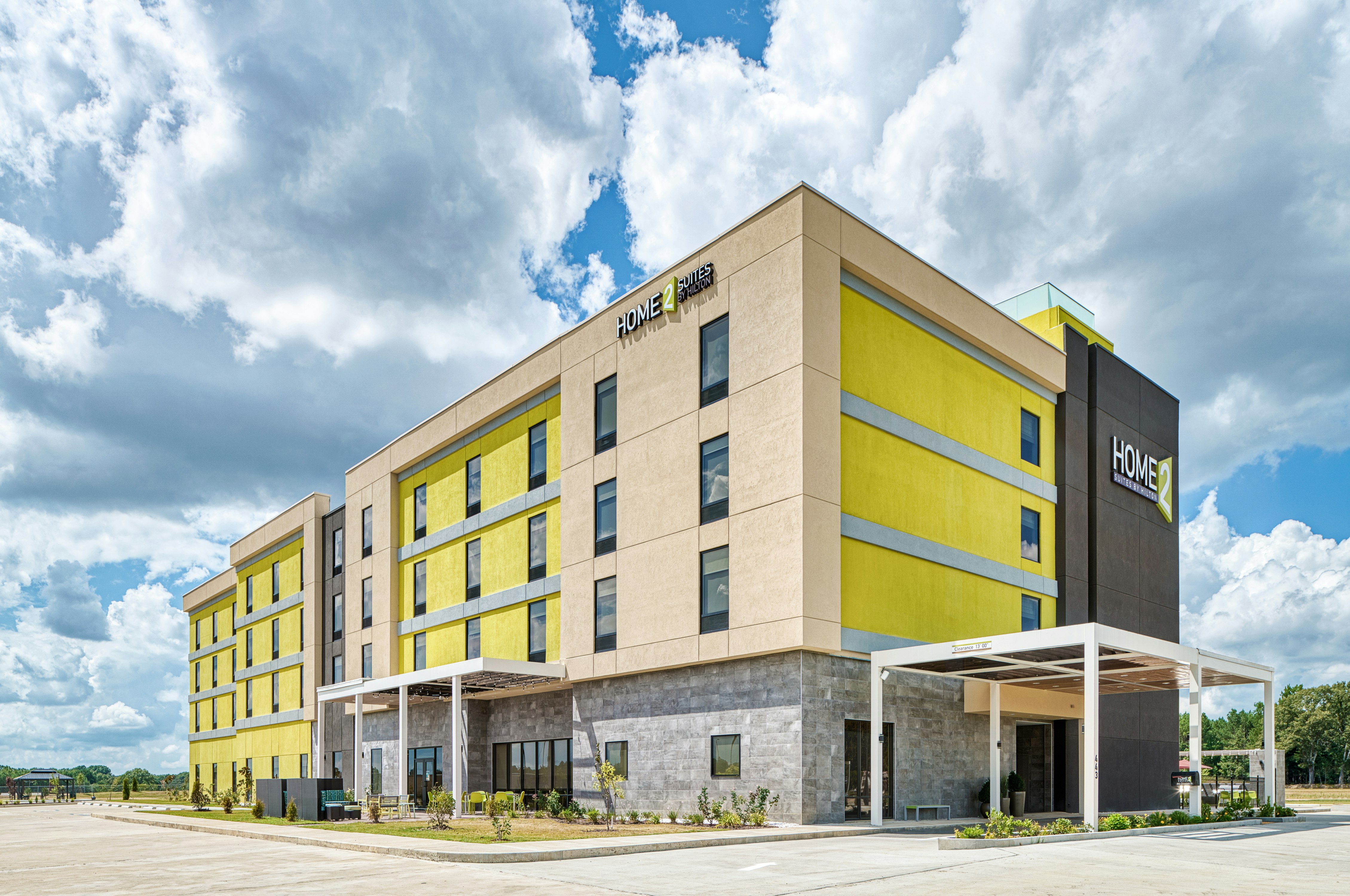 HOME2 SUITES BY HILTON BATESVILLE MS — photo 2