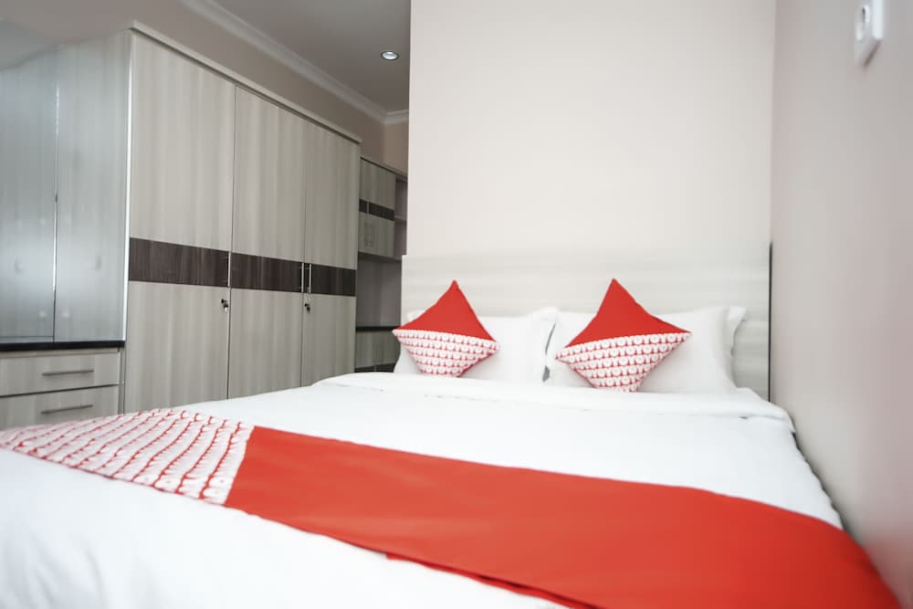 OYO 270 Madinah Residence Syariah 12/26