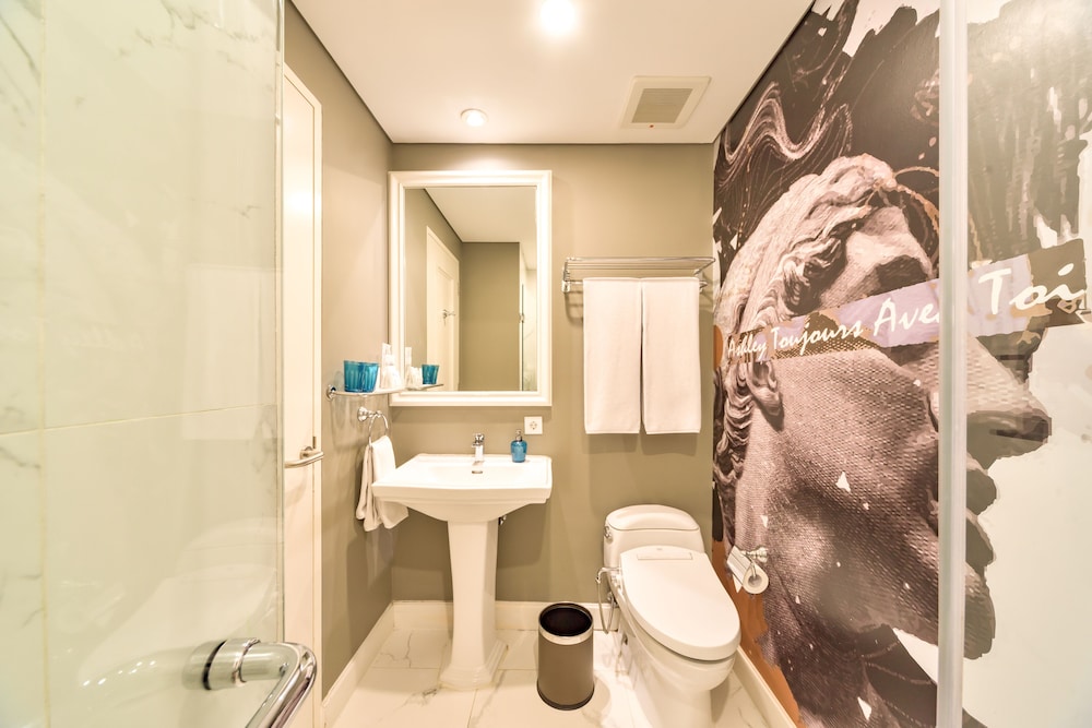 Ashley Hotel Sabang 69/70
