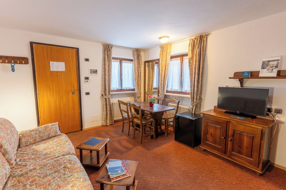 Hotel Miramonti Corvara 30/48