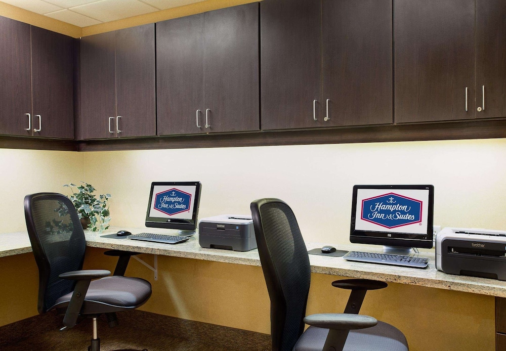 Hampton Inn Chicago Saint Charl 35/43