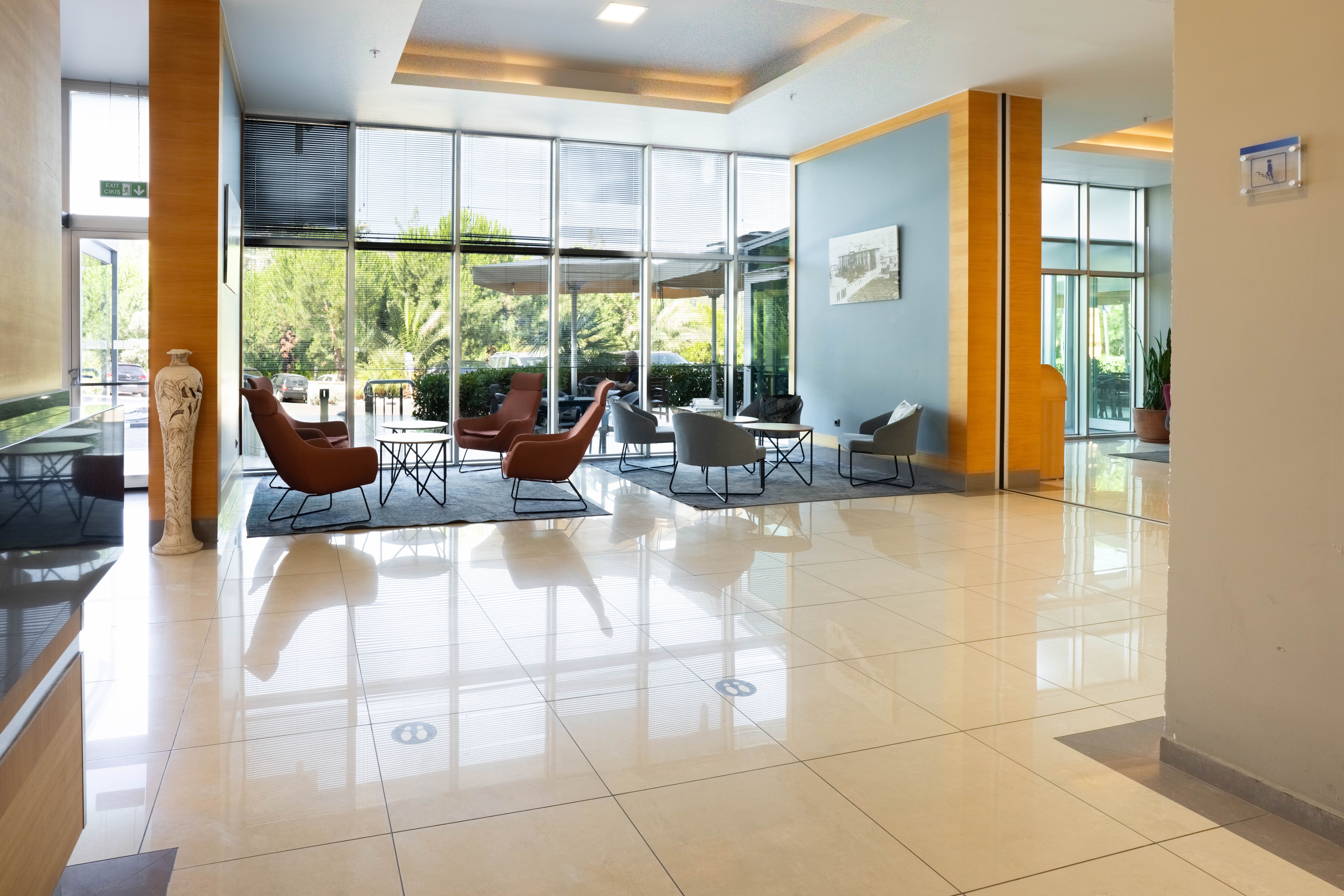 Holiday Inn Express Manisa - West 25/50