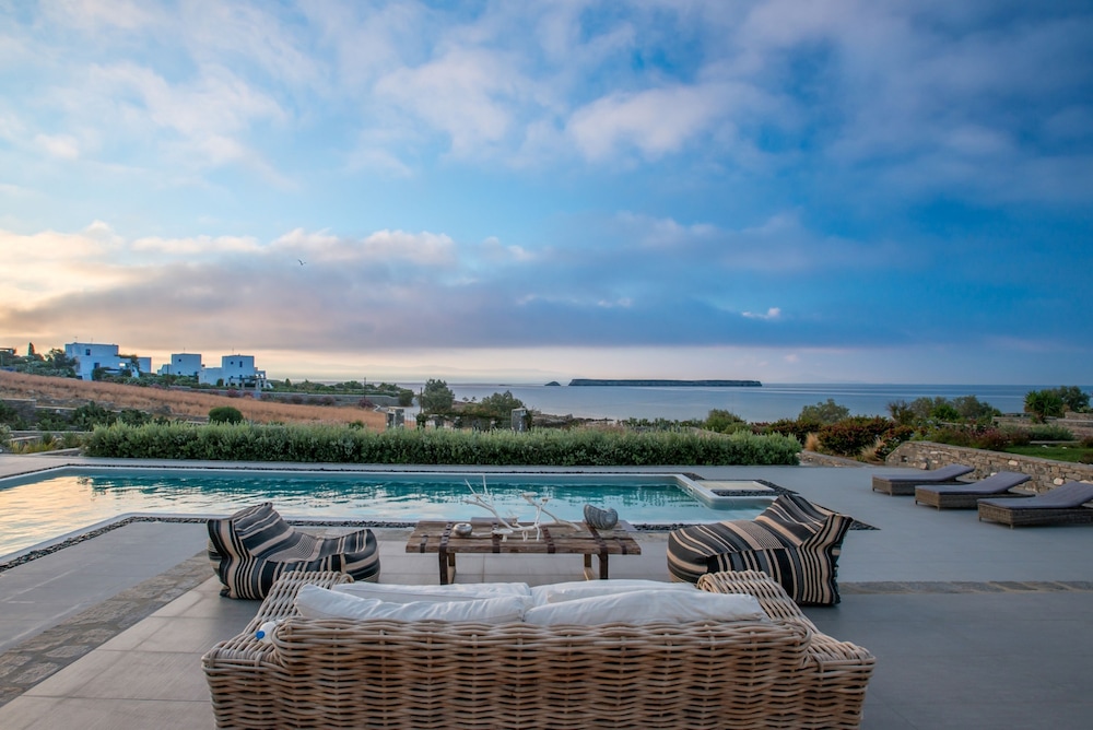Aelia Paros Villas 33/50