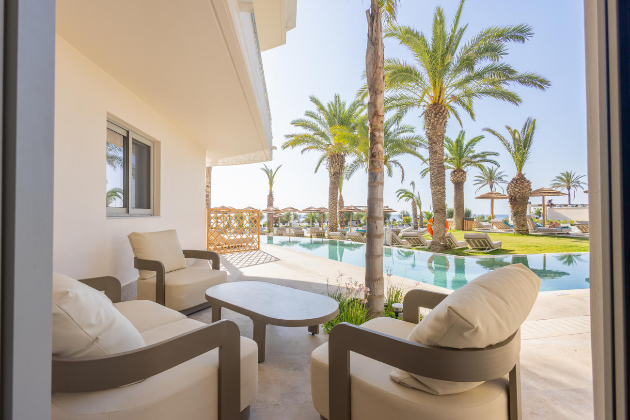 Pegasos Deluxe Beach Hotel 87/113