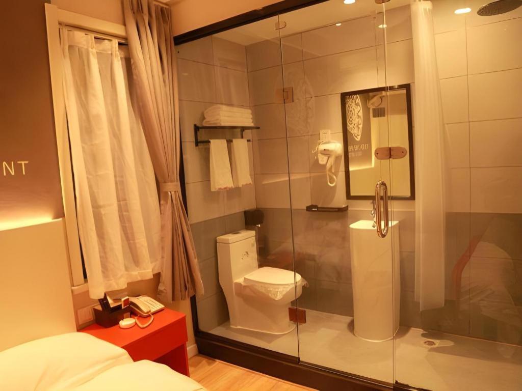 Shell Hebi Qi County Qi River Road Hotel 43/44