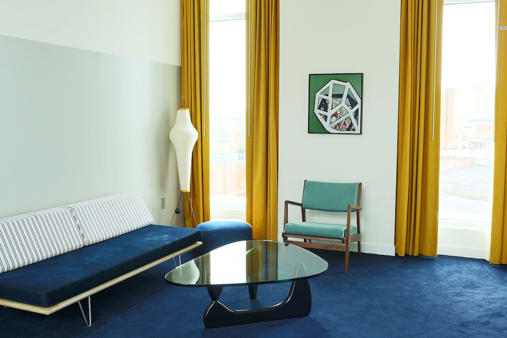 The Durham Hotel 45/54