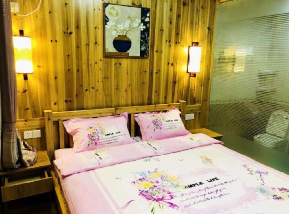 SUPERIOR, DOUBLE BED