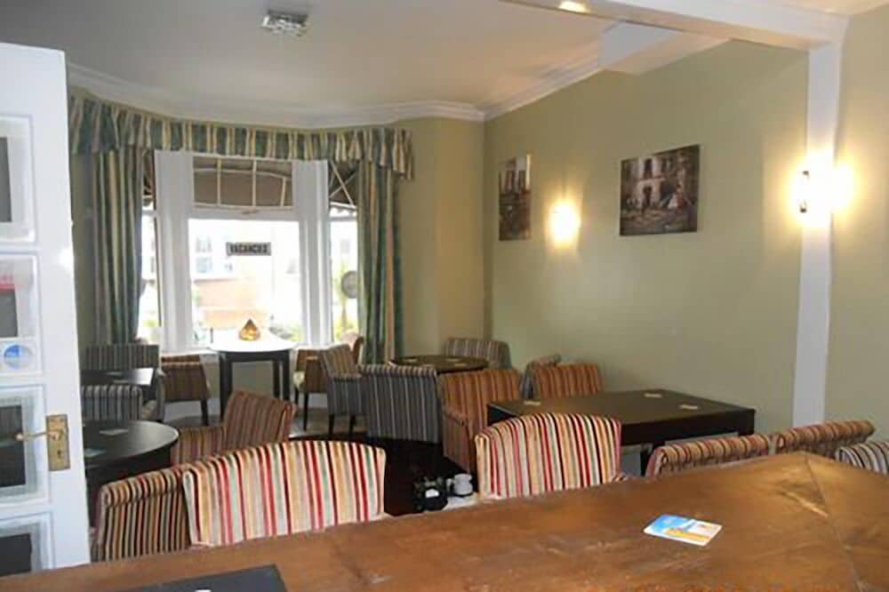 Glenroy Hotel 22/35