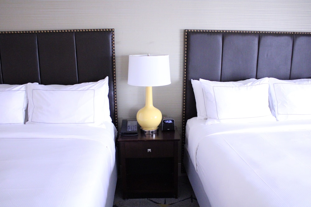 DoubleTree by Hilton Washington DC Silver Spring 8/55