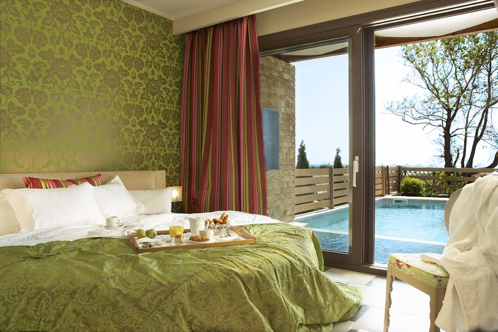 Alexandra Golden Family Innovation Resort 32/76