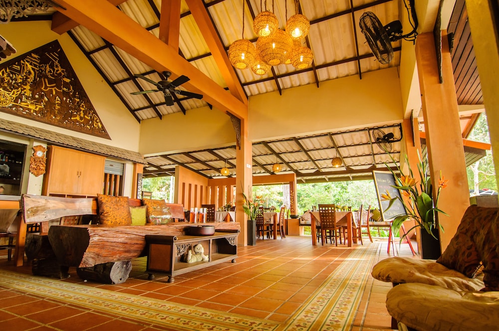 Ao Cho Grandview Hideaway Resort 11/77