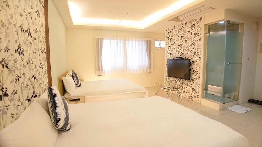 Lj Hotel 31/65