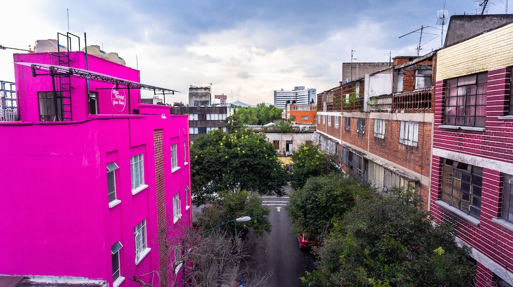 Mala Vecindad Beer Hotel 4/56