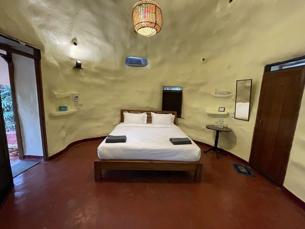 Chiang Dao Roundhouses 6/47