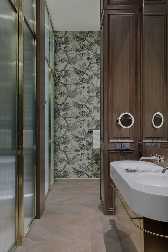 Le Meridien Batumi 55/58