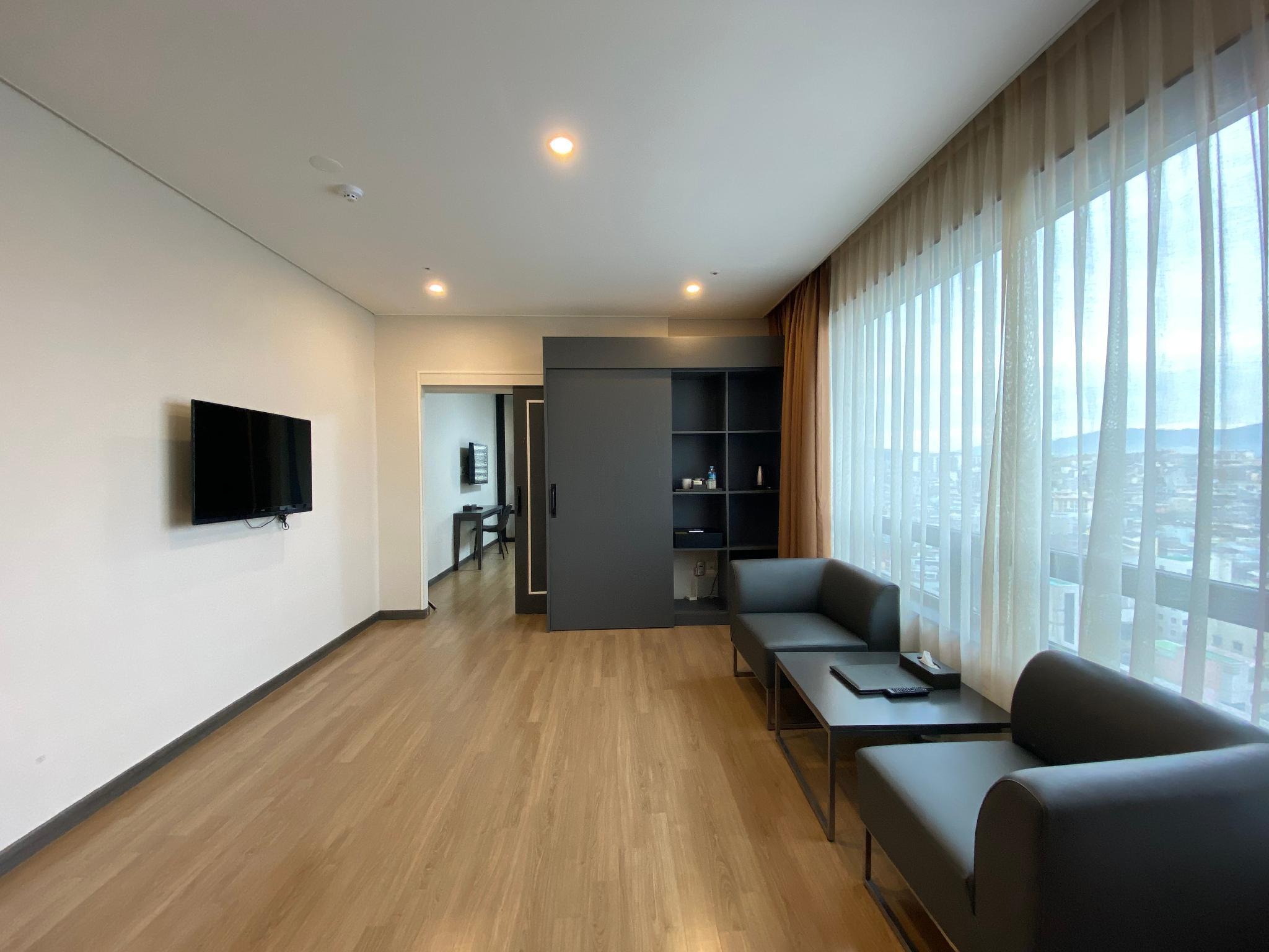 Party, Penthouse