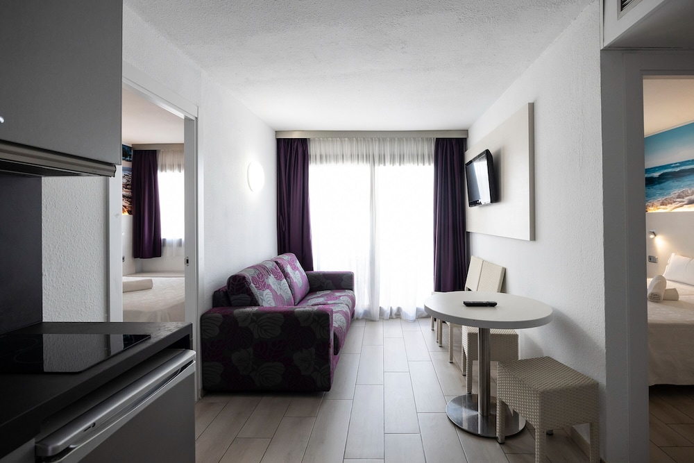 Aparthotel Miami Park 38/58