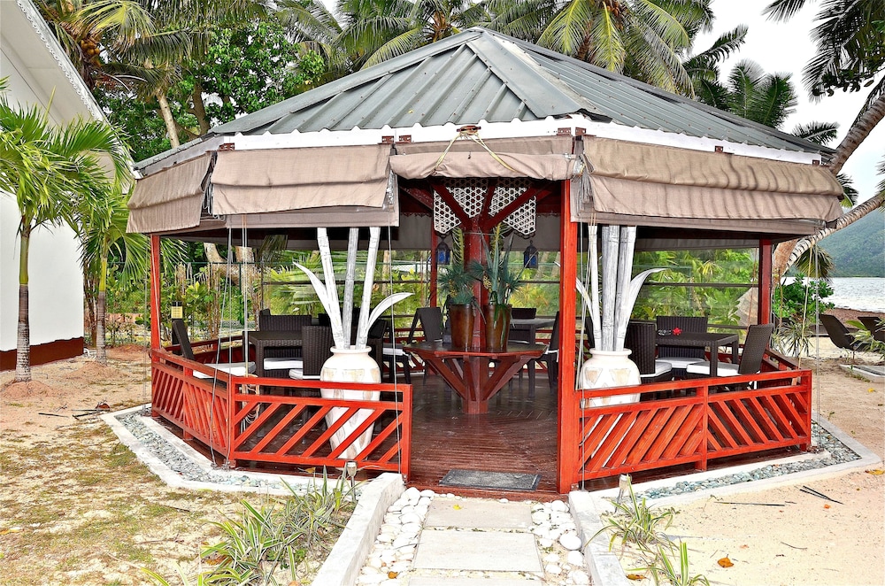 Villas De Mer Hotel 4/71