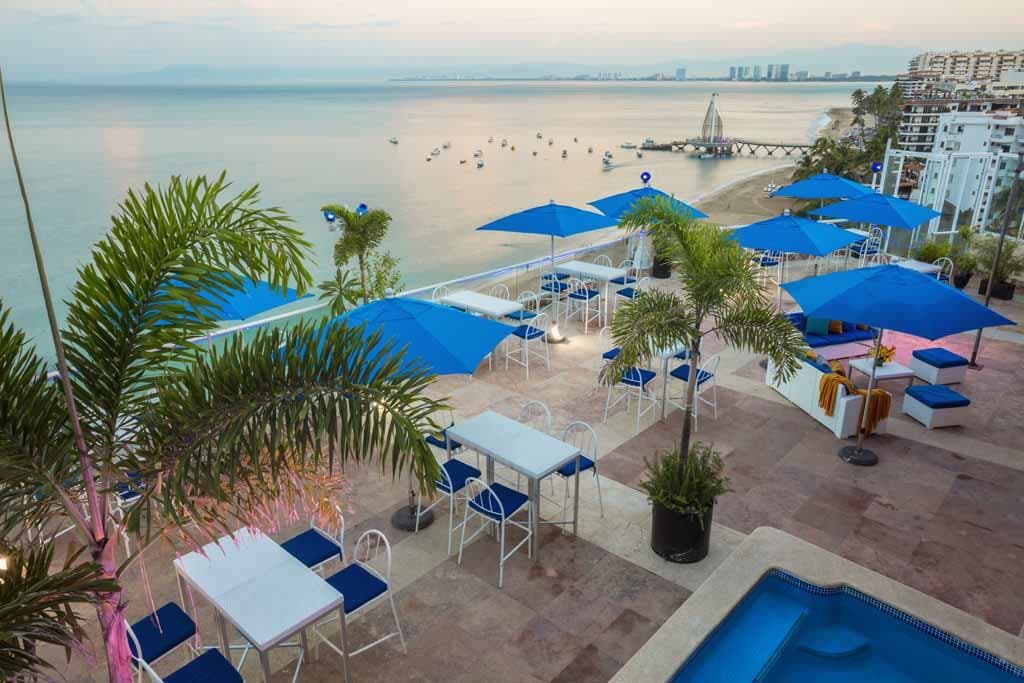 Blue Chairs Beachfront Resort 60/60
