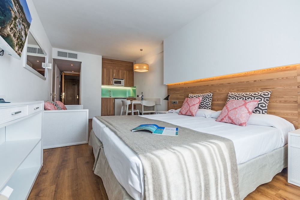 Ponent Mar Aparthotel 15/62
