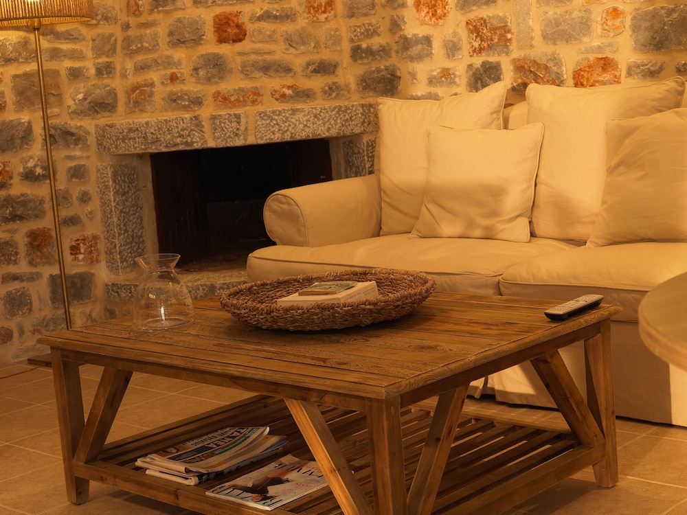 Kamares Villa 41/69