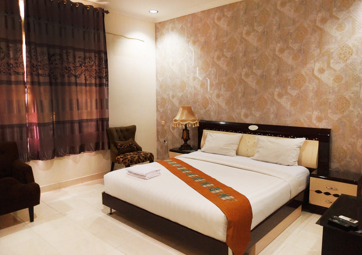 The Garden Hotel Gorontalo 6/11