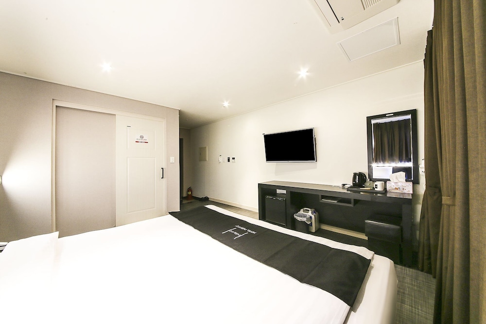 Publico Hotel 14/50