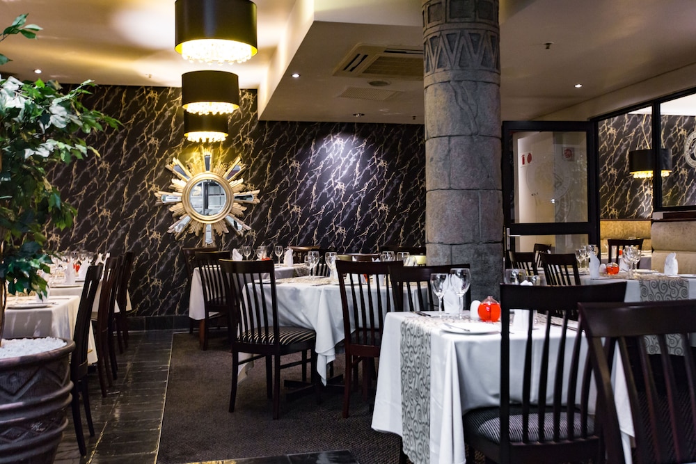Cape Town Lodge Hotel 44/53