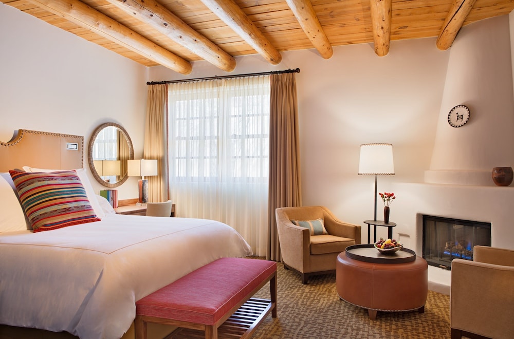Rosewood Inn of the Anasazi 19/75