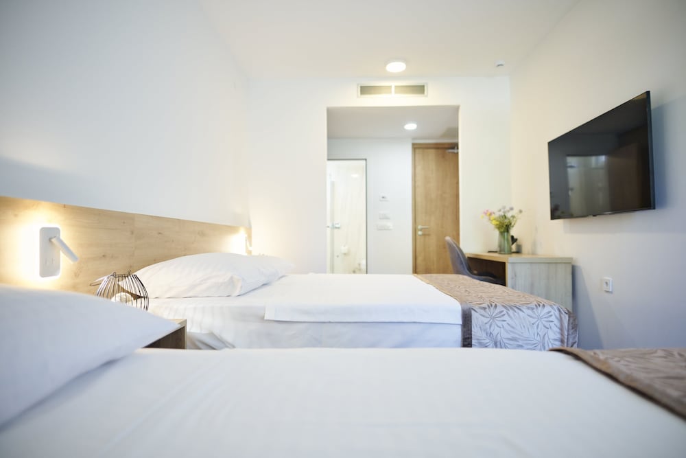 Colentum Resort Murter 19/50