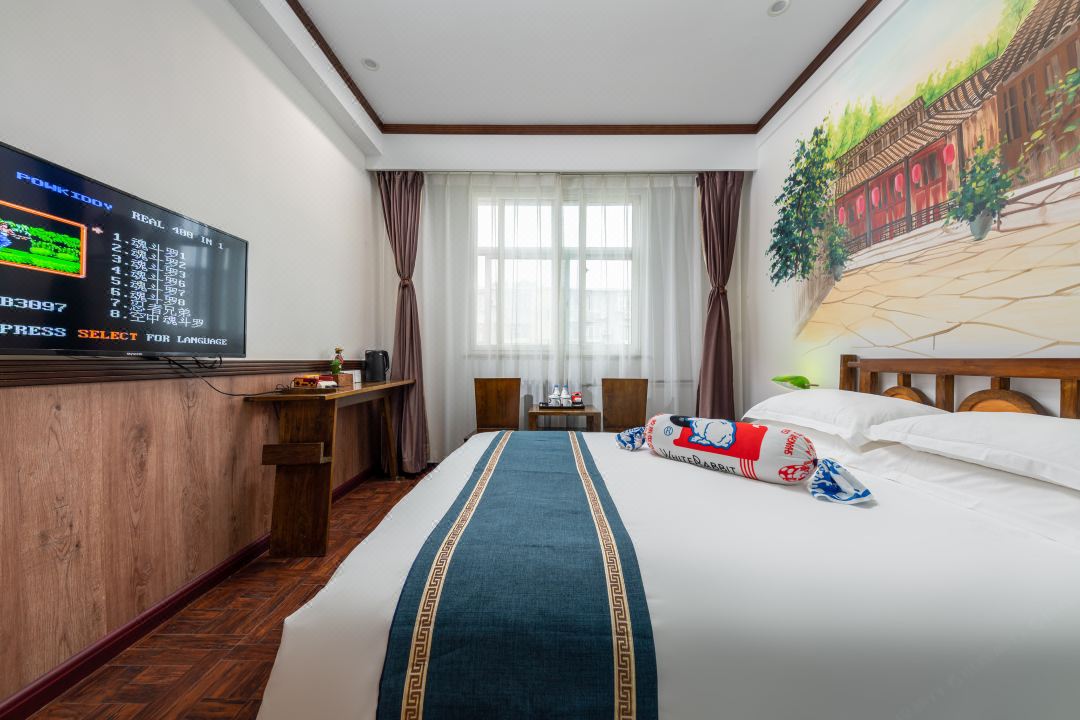 GUEST ROOM, DOUBLE BED