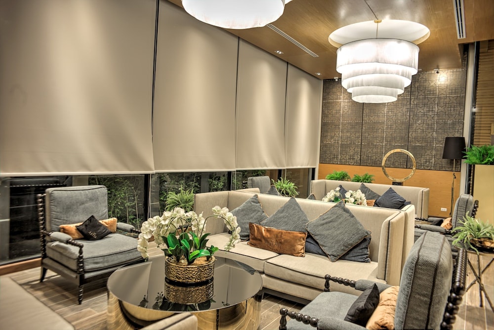 The Astra Condo 73/76