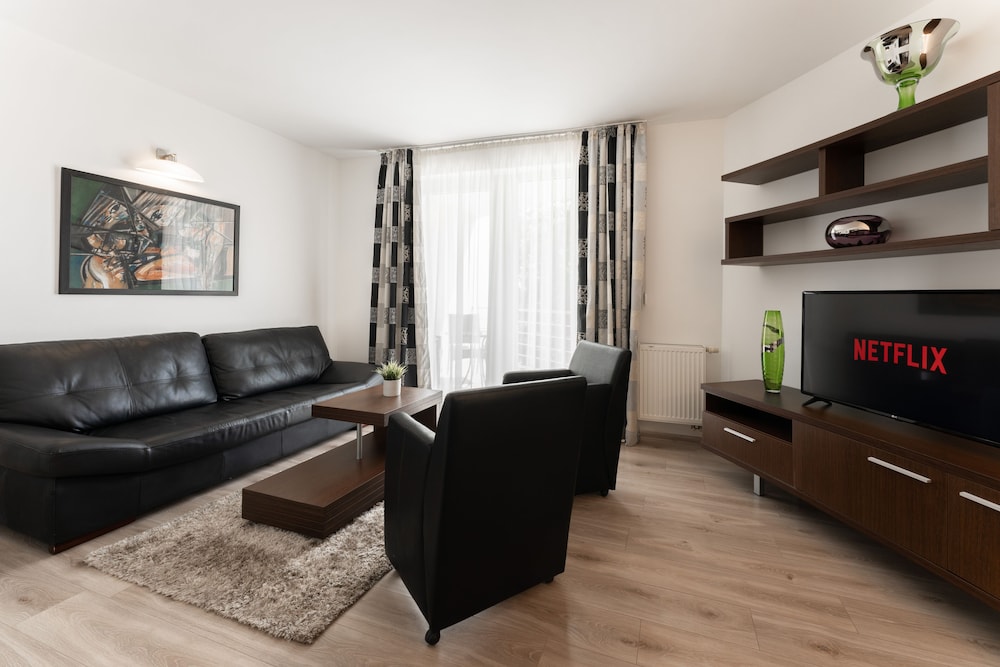 Antares Hotel 43/54
