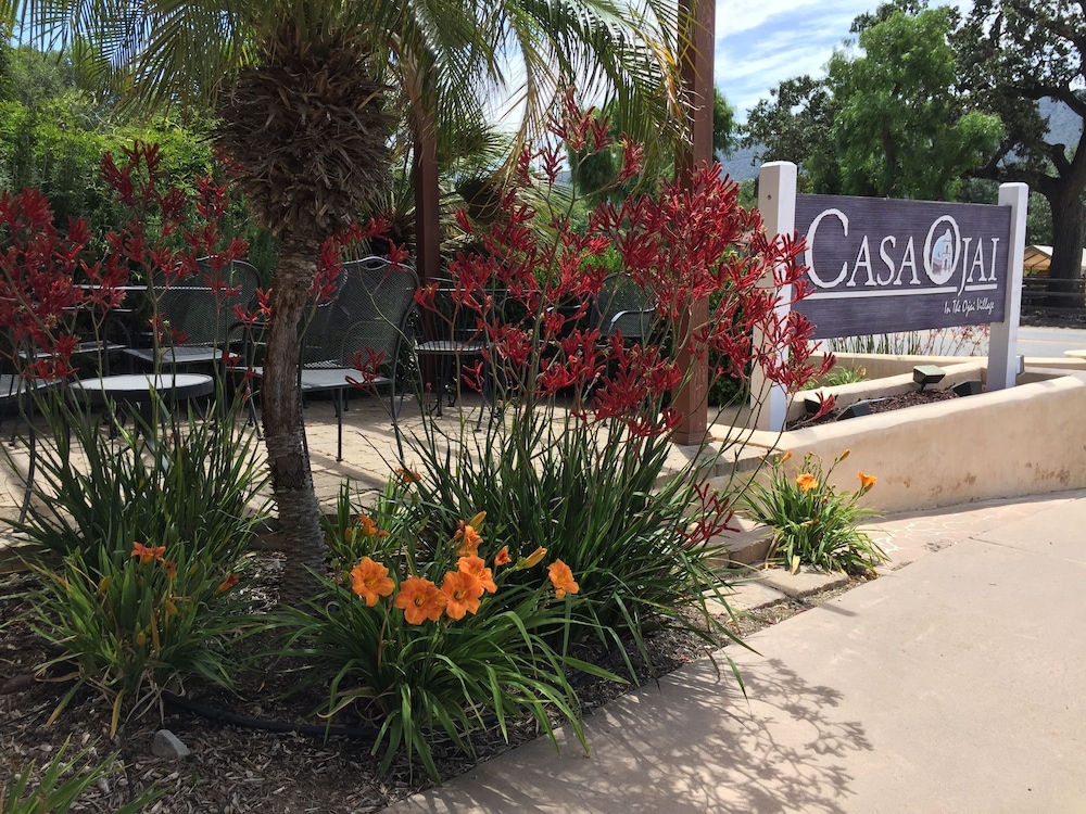 Casa Ojai Inn 54/60