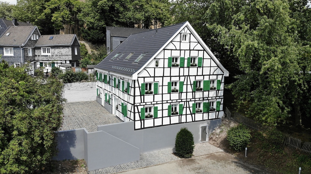 HOTEL GRAFRATHER HOF 2/49