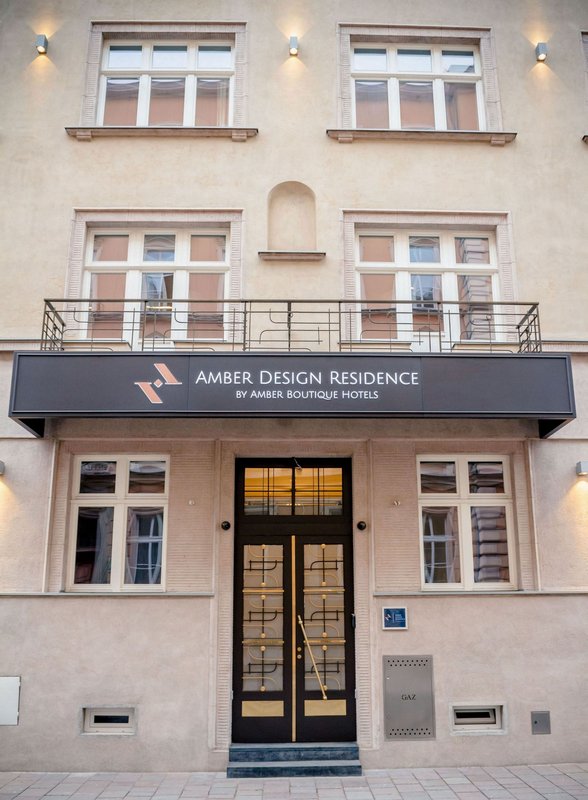 Amber Design Residence 1/6