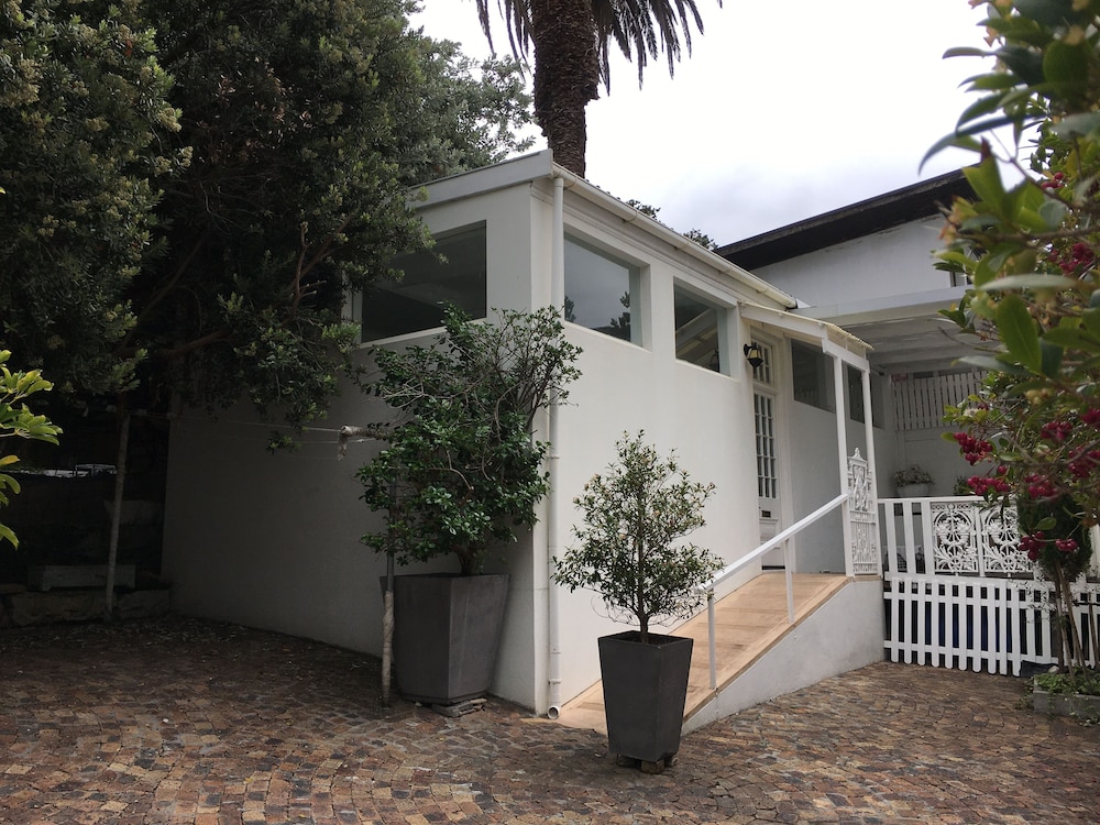 Bella Ev Guest House 41/50