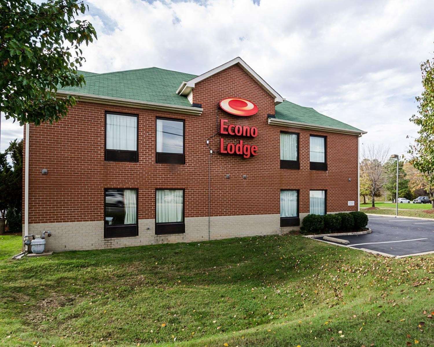 Econo Lodge Richmond North 14/14