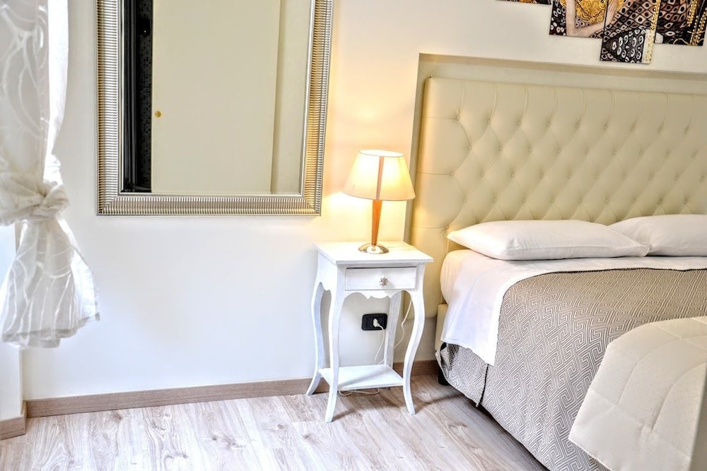Colosseum Bed & Breakfast 18/62