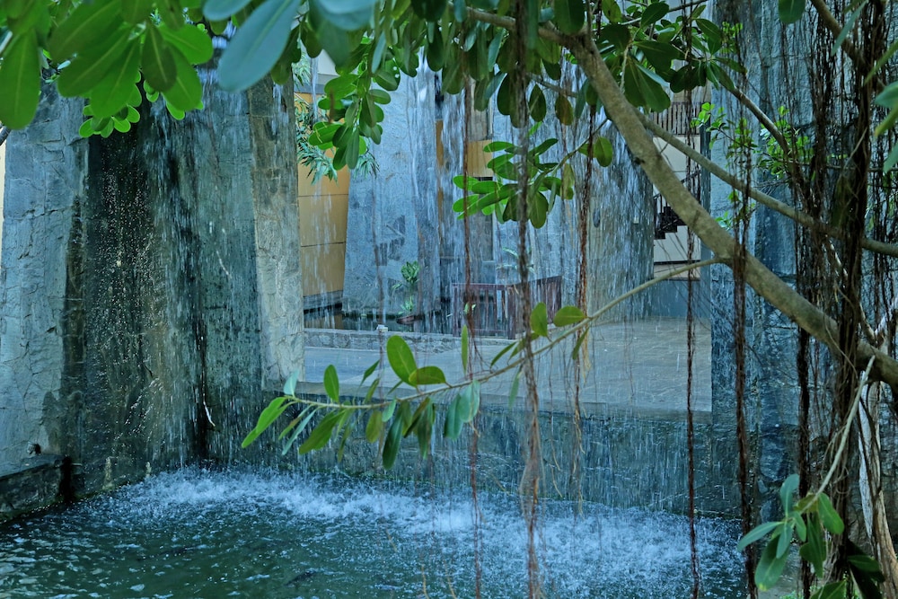Grand Udawalawe Safari Resort 40/50