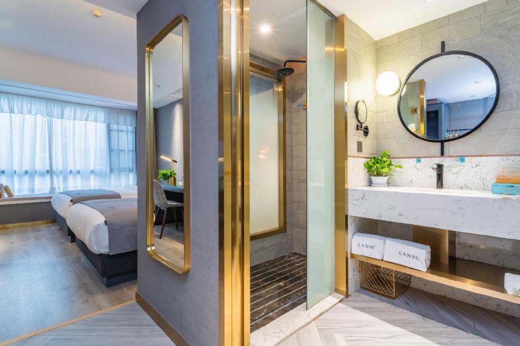Lanou Hotel (Guizhou Guiyang Huaxi District Meide Government House Branch) 52/53