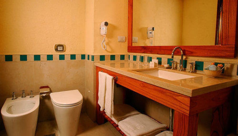 Superior, Triple, 3 Beds, Lake View, Mirador del Lago Hotel 3/4