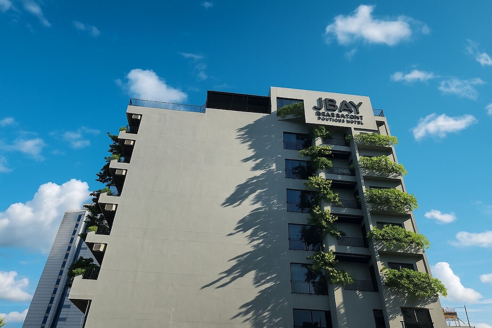 JBAY Beachfront Boutique Hotel 1/33